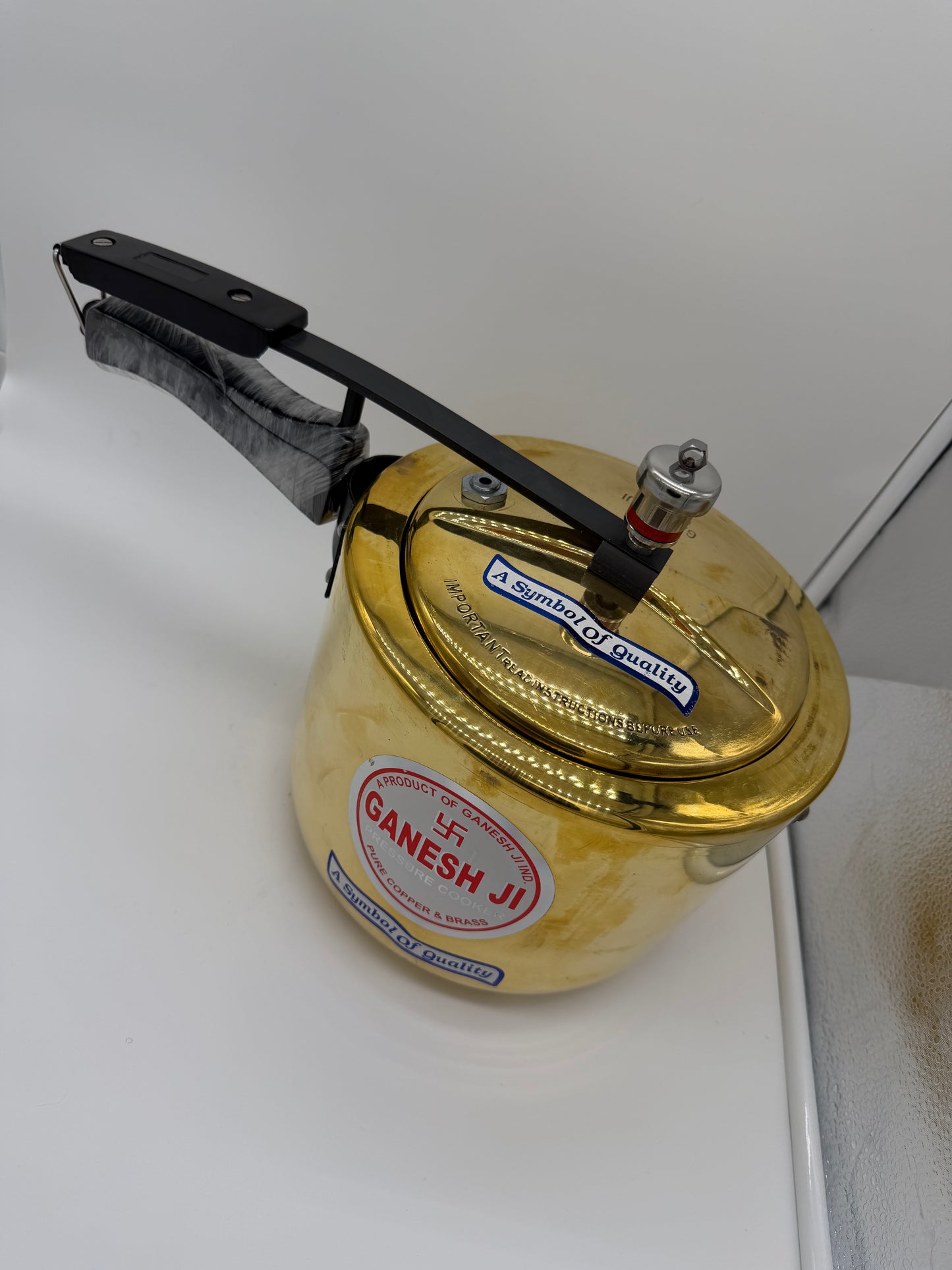 Ganesh Ji Brass Pressure Cooker