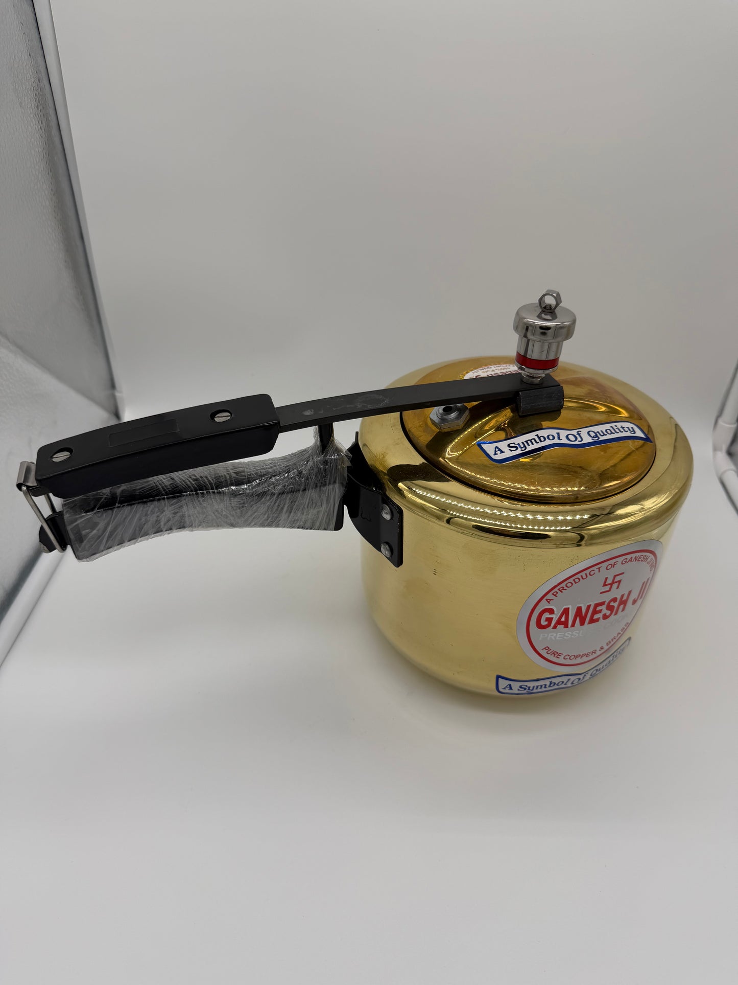 Ganesh Ji Brass Pressure Cooker
