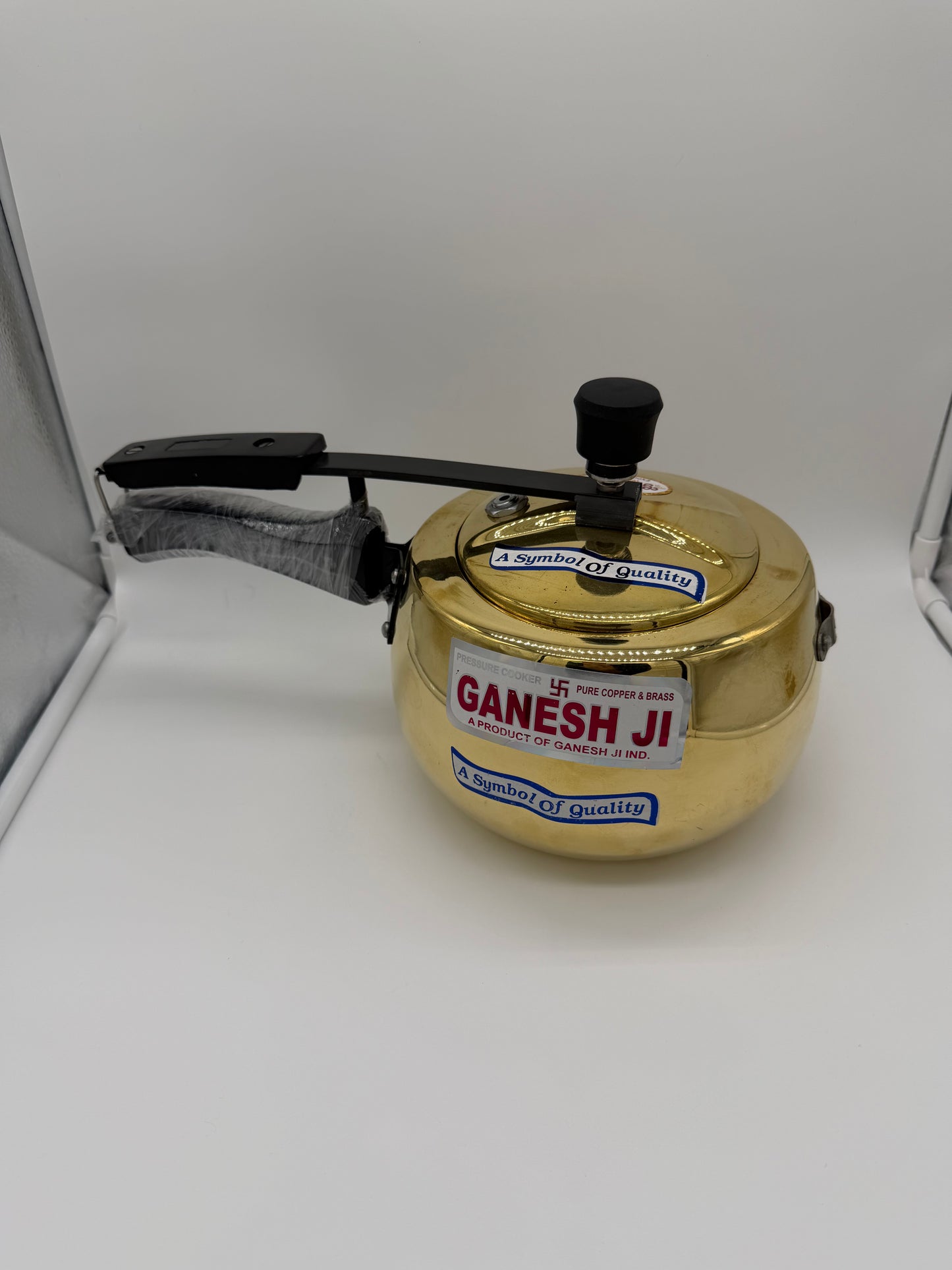 Ganesh Ji Brass Contura Pressure Cooker